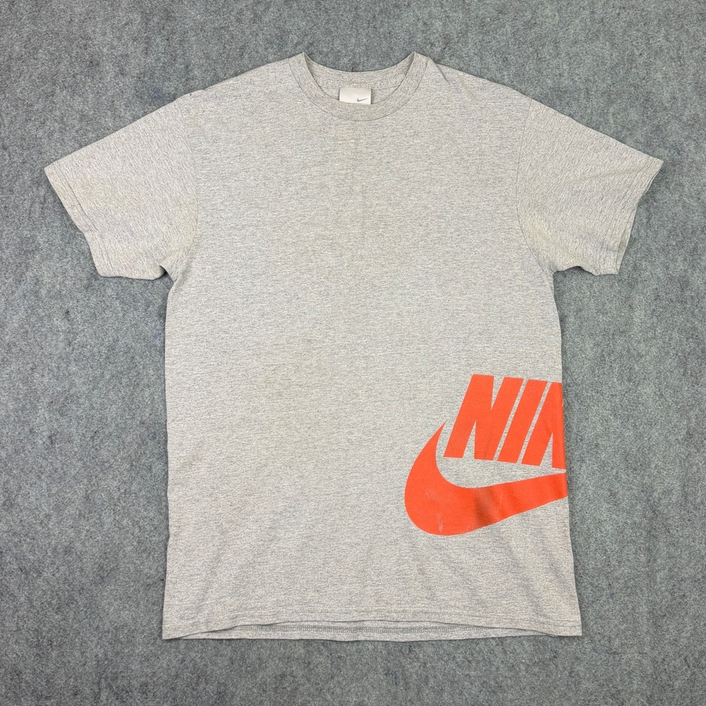 Vintage Y2K Nike Mens Gray T-Shirt Orange Side Wrap Logo Graphic Tee Size Medium